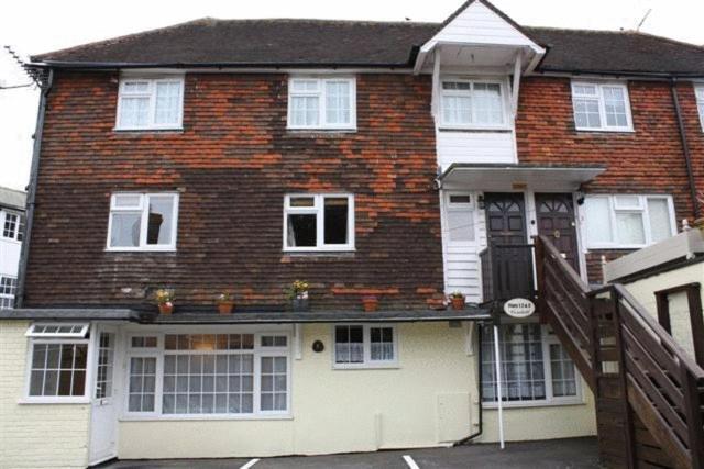 Robertsbridge Retreat At Cornhill Self Catering Apartments Room photo