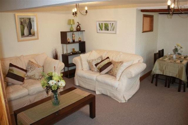 Robertsbridge Retreat At Cornhill Self Catering Apartments Room photo